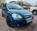 Синий Шевроле Авео, объемом двигателя 1.6 л и пробегом 294 тыс. км за 2999 $, фото 1 на Automoto.ua