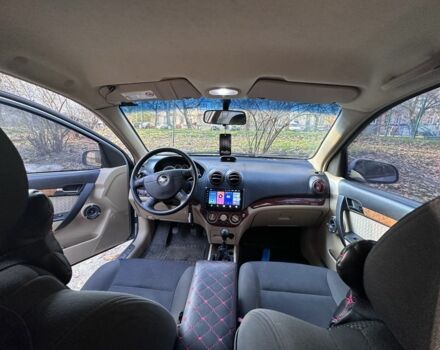 Синий Шевроле Авео, объемом двигателя 1.6 л и пробегом 279 тыс. км за 3650 $, фото 6 на Automoto.ua