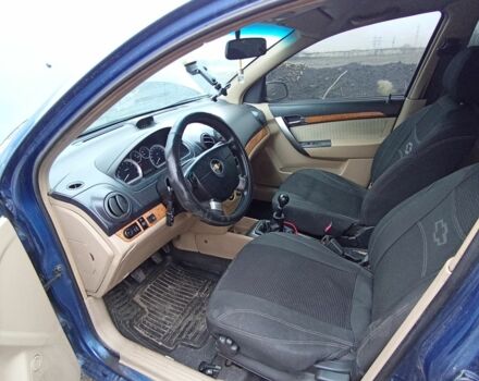 Синий Шевроле Авео, объемом двигателя 1.6 л и пробегом 277 тыс. км за 1750 $, фото 9 на Automoto.ua