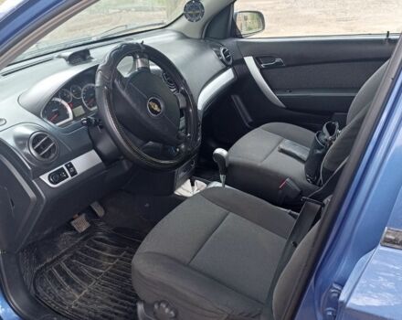 Синій Шевроле Авео, об'ємом двигуна 1.5 л та пробігом 200 тис. км за 4400 $, фото 3 на Automoto.ua