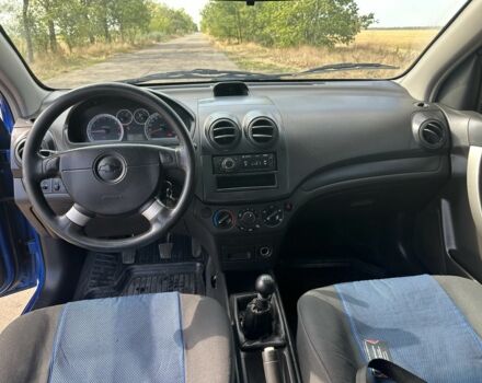 Синий Шевроле Авео, объемом двигателя 1.5 л и пробегом 300 тыс. км за 4200 $, фото 6 на Automoto.ua