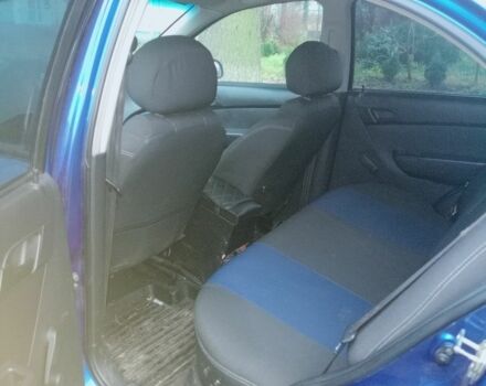 Синий Шевроле Авео, объемом двигателя 0 л и пробегом 228 тыс. км за 3800 $, фото 2 на Automoto.ua