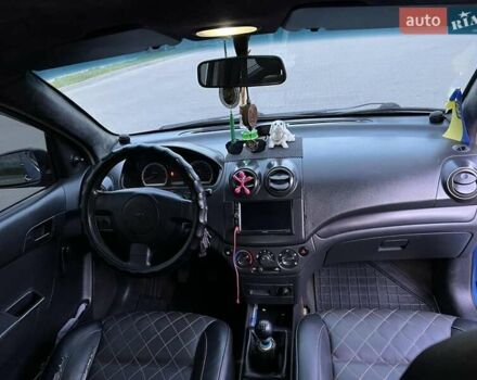 Синий Шевроле Авео, объемом двигателя 1.5 л и пробегом 326 тыс. км за 3350 $, фото 16 на Automoto.ua