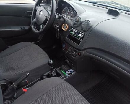 Синий Шевроле Авео, объемом двигателя 1.5 л и пробегом 190 тыс. км за 3600 $, фото 4 на Automoto.ua