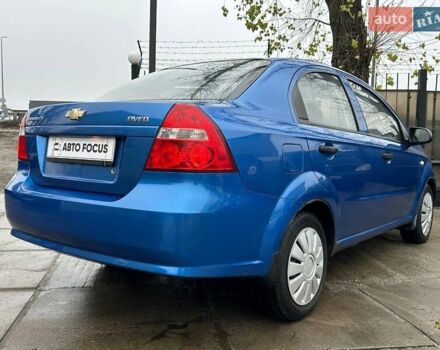 Синий Шевроле Авео, объемом двигателя 1.5 л и пробегом 259 тыс. км за 3990 $, фото 4 на Automoto.ua