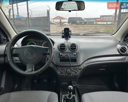 Синий Шевроле Авео, объемом двигателя 1.5 л и пробегом 259 тыс. км за 3990 $, фото 14 на Automoto.ua