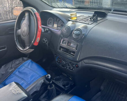 Синий Шевроле Авео, объемом двигателя 1.5 л и пробегом 238 тыс. км за 2700 $, фото 7 на Automoto.ua