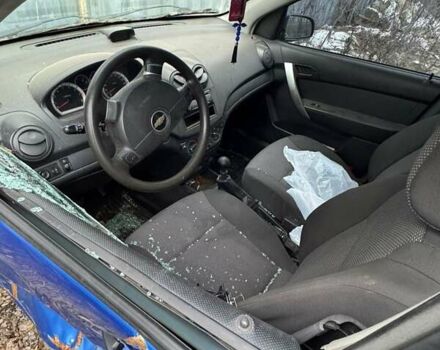 Синий Шевроле Авео, объемом двигателя 1.5 л и пробегом 250 тыс. км за 1500 $, фото 6 на Automoto.ua