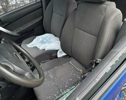 Синий Шевроле Авео, объемом двигателя 1.5 л и пробегом 250 тыс. км за 1500 $, фото 5 на Automoto.ua