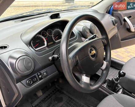 Синій Шевроле Авео, об'ємом двигуна 1.5 л та пробігом 161 тис. км за 4450 $, фото 13 на Automoto.ua