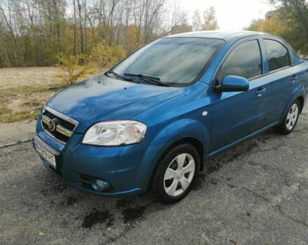Синий Шевроле Авео, объемом двигателя 1.5 л и пробегом 150 тыс. км за 4500 $, фото 1 на Automoto.ua