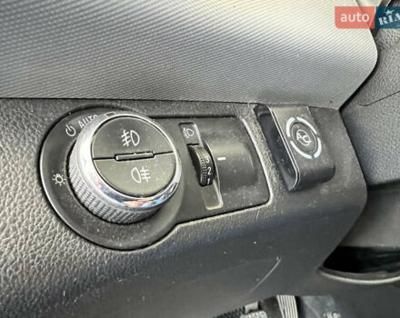 Шевроле Авео 2012 в Николаеве на Automoto.ua Синий Шевроле Авео, объемом двигателя 1.6 л и пробегом 159 тыс. км за 5899 $, фото 14 на Automoto.ua