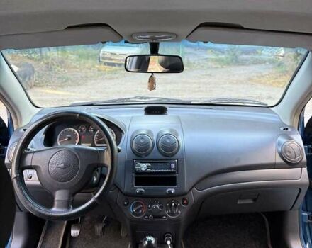 Синий Шевроле Авео, объемом двигателя 1.5 л и пробегом 201 тыс. км за 4500 $, фото 1 на Automoto.ua