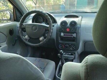 Шевроле Авео 2003 в Луцке на Automoto.ua Синий Шевроле Авео, объемом двигателя 1.2 л и пробегом 254 тыс. км за 2700 $, фото 1 на Automoto.ua
