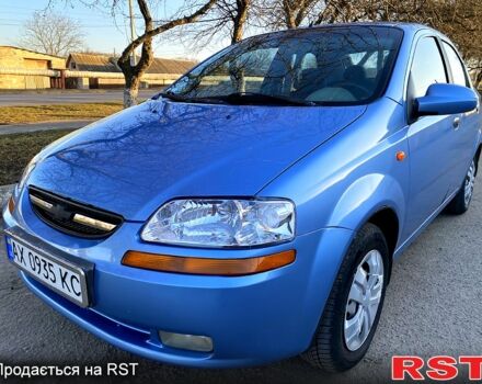 Синий Шевроле Авео, объемом двигателя 1.5 л и пробегом 327 тыс. км за 3500 $, фото 1 на Automoto.ua