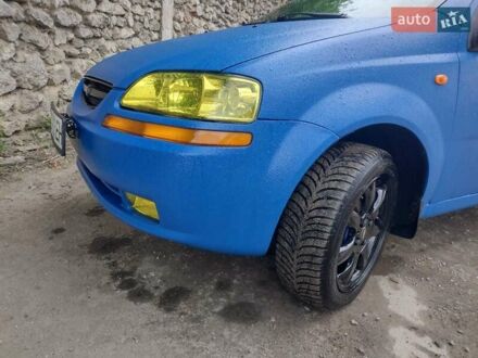 Шевроле Авео 2004 в Бережанах на Automoto.ua Синий Шевроле Авео, объемом двигателя 1.5 л и пробегом 575 тыс. км за 3500 $, фото 1 на Automoto.ua