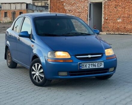 Синий Шевроле Авео, объемом двигателя 1.5 л и пробегом 200 тыс. км за 999 $, фото 1 на Automoto.ua