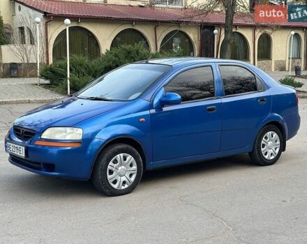 Синий Шевроле Авео, объемом двигателя 1.5 л и пробегом 250 тыс. км за 2600 $, фото 1 на Automoto.ua