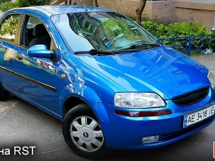 Шевроле Авео 2005 в Днепре (Днепропетровске) на Automoto.ua Синий Шевроле Авео, объемом двигателя 1.5 л и пробегом 305 тыс. км за 2750 $, фото 1 на Automoto.ua