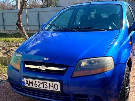Шевроле Авео 2005 в Овруче на Automoto.ua Синий Шевроле Авео, объемом двигателя 1.5 л и пробегом 200 тыс. км за 2600 $, фото 1 на Automoto.ua