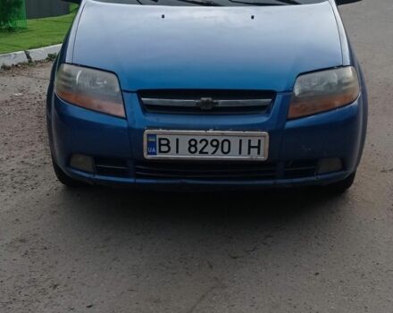 Синий Шевроле Авео, объемом двигателя 1.5 л и пробегом 300 тыс. км за 2500 $, фото 1 на Automoto.ua