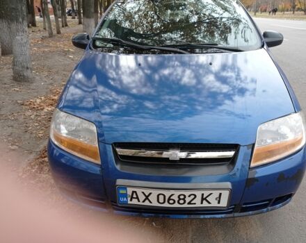 Синій Шевроле Авео, об'ємом двигуна 1.5 л та пробігом 300 тис. км за 1900 $, фото 1 на Automoto.ua