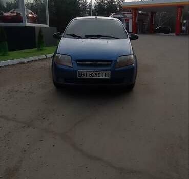 Синій Шевроле Авео, об'ємом двигуна 1.5 л та пробігом 300 тис. км за 2400 $, фото 1 на Automoto.ua