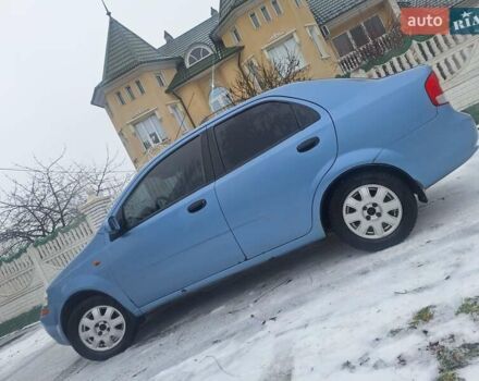 Синий Шевроле Авео, объемом двигателя 1.5 л и пробегом 333 тыс. км за 2700 $, фото 1 на Automoto.ua