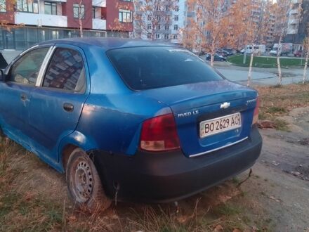 Синий Шевроле Авео, объемом двигателя 1.5 л и пробегом 250 тыс. км за 900 $, фото 1 на Automoto.ua