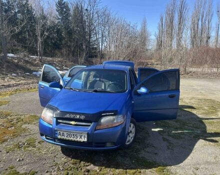 Синий Шевроле Авео, объемом двигателя 1.5 л и пробегом 300 тыс. км за 2100 $, фото 1 на Automoto.ua