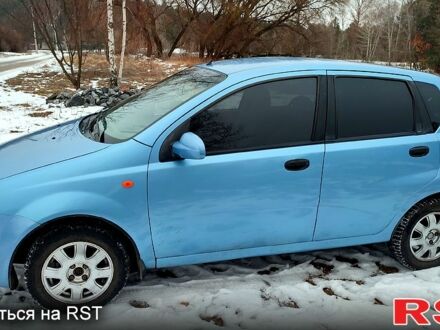 Шевроле Авео 2005 у Червоноград на Automoto.ua Синій Шевроле Авео, об'ємом двигуна 1.5 л та пробігом 227 тис. км за 2700 $, фото 1 на Automoto.ua