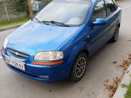 Синий Шевроле Авео, объемом двигателя 1.5 л и пробегом 320 тыс. км за 2750 $, фото 1 на Automoto.ua