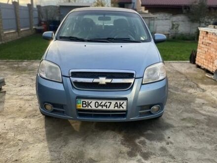 Синий Шевроле Авео, объемом двигателя 1.5 л и пробегом 225 тыс. км за 2700 $, фото 1 на Automoto.ua