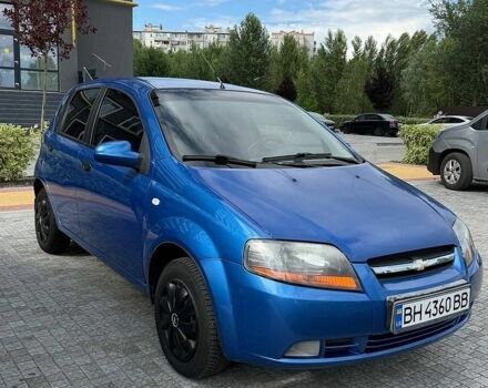 Синий Шевроле Авео, объемом двигателя 1.5 л и пробегом 195 тыс. км за 3200 $, фото 1 на Automoto.ua
