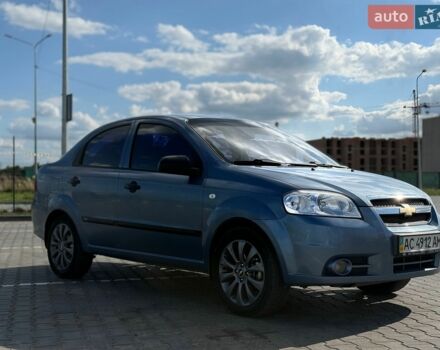 Синий Шевроле Авео, объемом двигателя 1.5 л и пробегом 156 тыс. км за 4200 $, фото 1 на Automoto.ua
