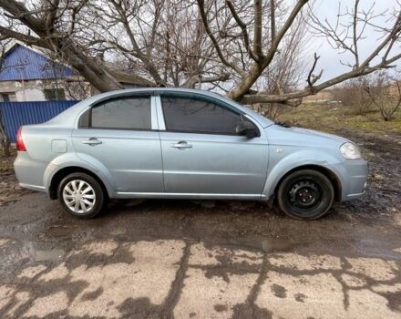 Синий Шевроле Авео, объемом двигателя 1.6 л и пробегом 300 тыс. км за 2350 $, фото 1 на Automoto.ua