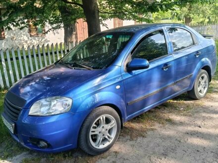 Синий Шевроле Авео, объемом двигателя 1.5 л и пробегом 300 тыс. км за 2900 $, фото 1 на Automoto.ua