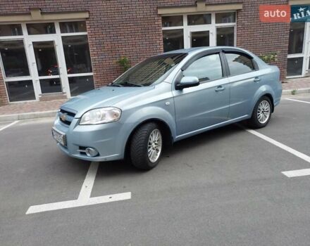 Синий Шевроле Авео, объемом двигателя 1.6 л и пробегом 110 тыс. км за 4200 $, фото 1 на Automoto.ua