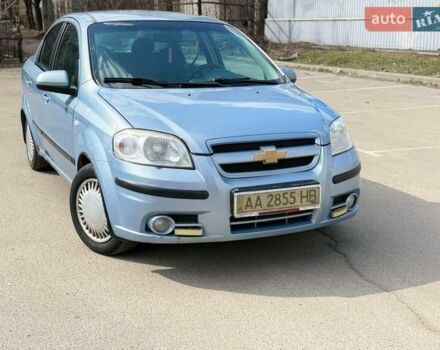 Синий Шевроле Авео, объемом двигателя 1.6 л и пробегом 234 тыс. км за 3200 $, фото 1 на Automoto.ua