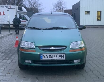 Зеленый Шевроле Авео, объемом двигателя 1.5 л и пробегом 212 тыс. км за 2950 $, фото 2 на Automoto.ua