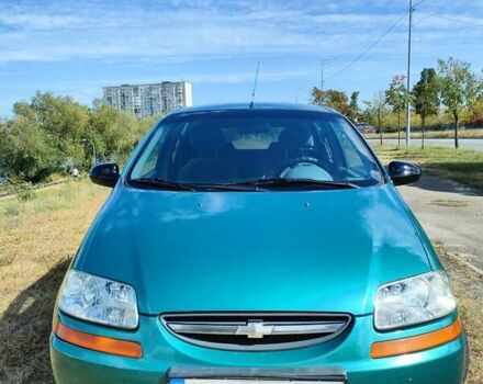 Зеленый Шевроле Авео, объемом двигателя 1.5 л и пробегом 213 тыс. км за 3000 $, фото 2 на Automoto.ua