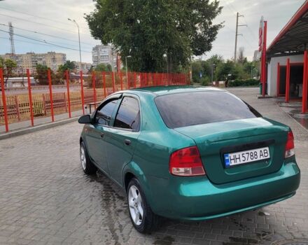 Зеленый Шевроле Авео, объемом двигателя 1.5 л и пробегом 400 тыс. км за 2799 $, фото 1 на Automoto.ua