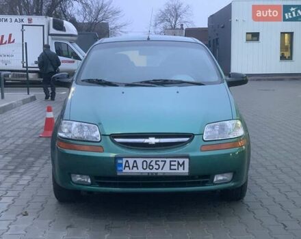 Зеленый Шевроле Авео, объемом двигателя 1.5 л и пробегом 213 тыс. км за 2850 $, фото 4 на Automoto.ua