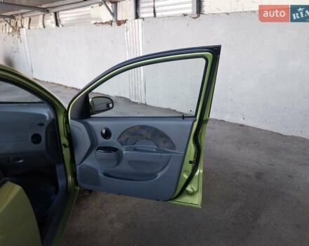 Зелений Шевроле Авео, об'ємом двигуна 1.5 л та пробігом 150 тис. км за 3400 $, фото 16 на Automoto.ua