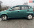 Зеленый Шевроле Авео, объемом двигателя 1.5 л и пробегом 235 тыс. км за 2600 $, фото 2 на Automoto.ua