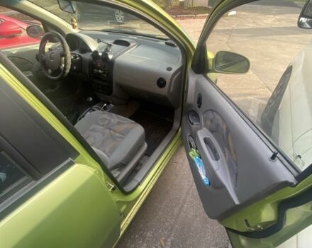 Зеленый Шевроле Авео, объемом двигателя 1.5 л и пробегом 240 тыс. км за 3500 $, фото 7 на Automoto.ua