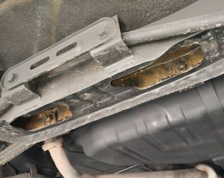 Зелений Шевроле Авео, об'ємом двигуна 1.6 л та пробігом 324 тис. км за 4000 $, фото 4 на Automoto.ua