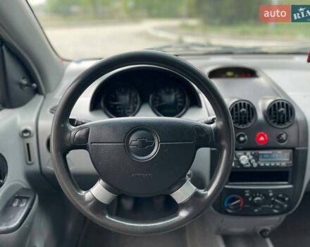 Зеленый Шевроле Авео, объемом двигателя 1.5 л и пробегом 191 тыс. км за 2100 $, фото 6 на Automoto.ua