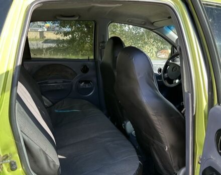 Зеленый Шевроле Авео, объемом двигателя 1.5 л и пробегом 221 тыс. км за 2500 $, фото 6 на Automoto.ua