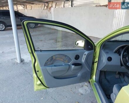 Зелений Шевроле Авео, об'ємом двигуна 1.5 л та пробігом 150 тис. км за 3500 $, фото 21 на Automoto.ua